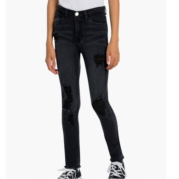 Levi's Denim - Levi’s 720 high rise super skinny distressed black woman’s  jeans size 28